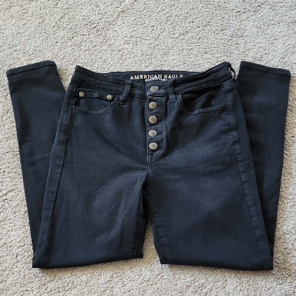 American Eagle Outfitters Women's Black High-Rise Jeans